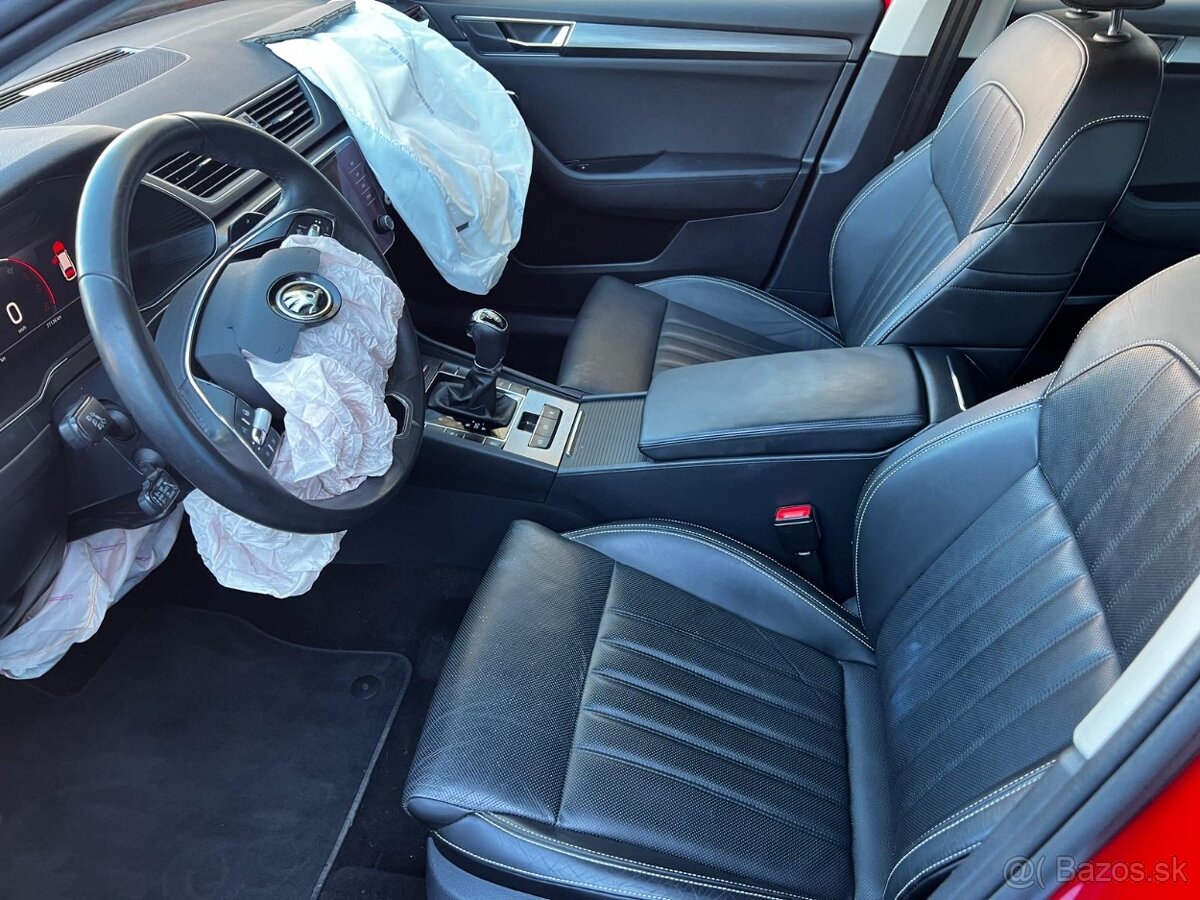 ŠKODA SUPERB COMBI 147kW 2.0TDI DSG - 10