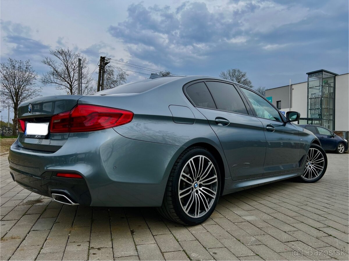 BMW 520D xDrive M-Packet - 10