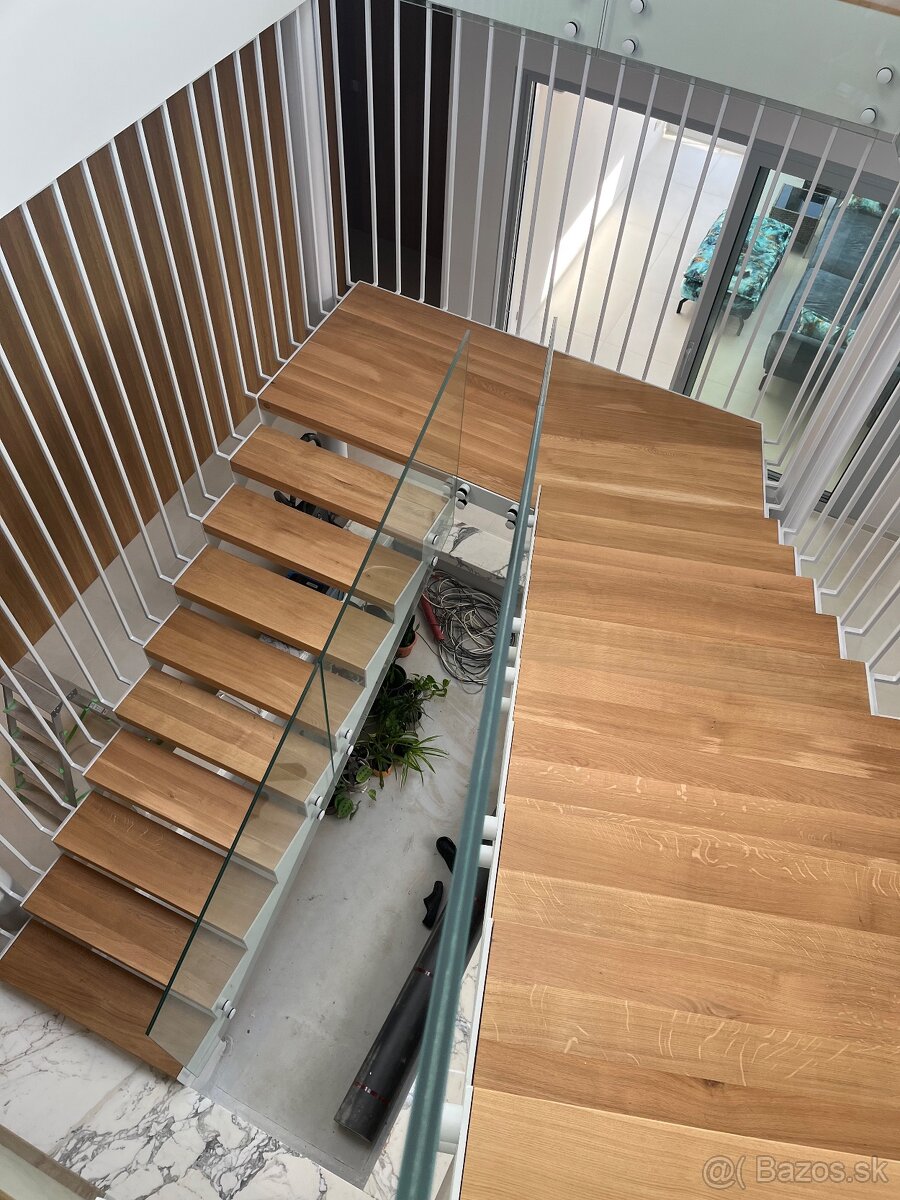 Schody, samonosne, obložkove - 10