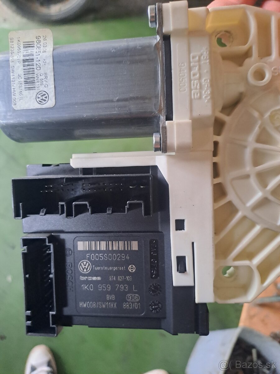 Diely interiéru Vw Passat b6 - 10