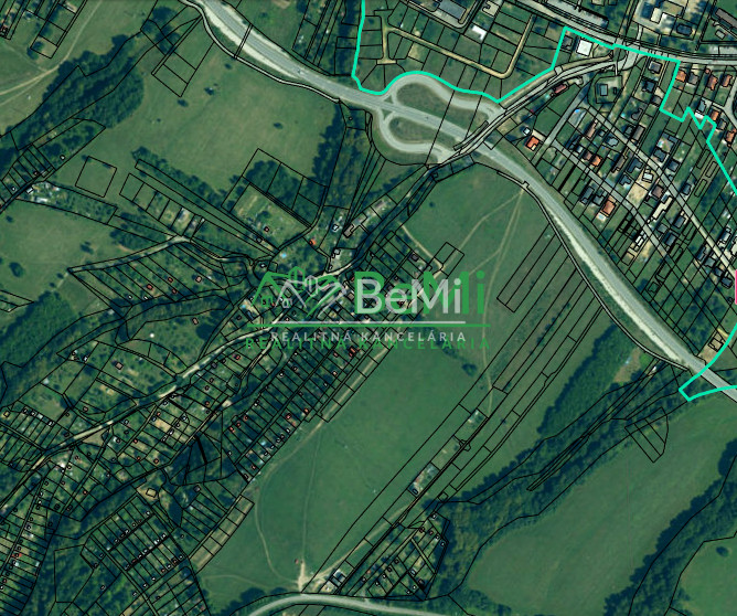 Na predaj rekreačný pozemok, so stavebným investičným potenc - 10