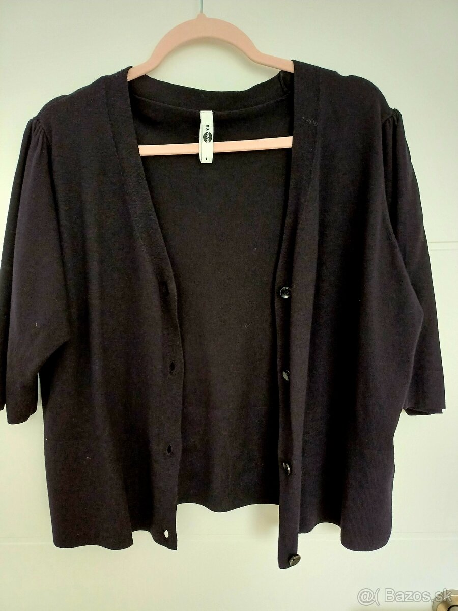 Dámsky tmavý kratší sveter - 10