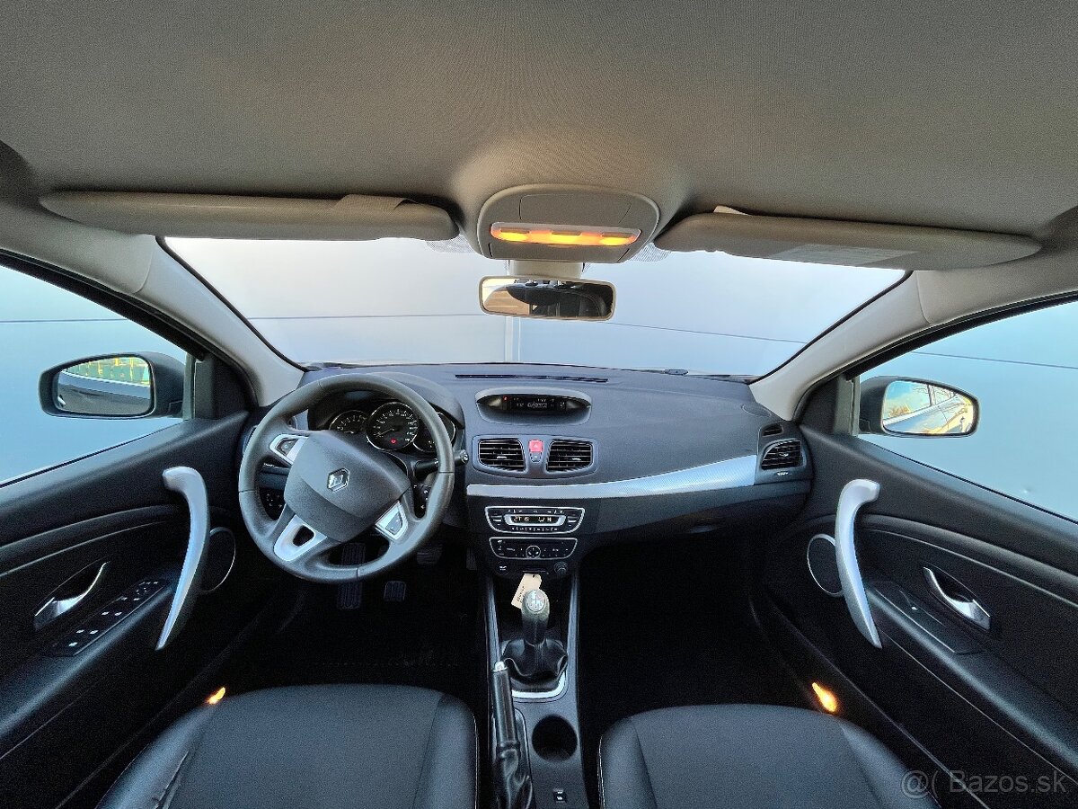 Renaul fluence 1.6 benzín - 10