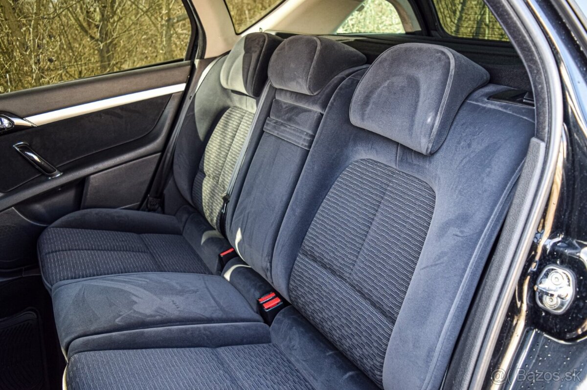 Peugeot 407 SW 2.0 HDi 2010 - 10