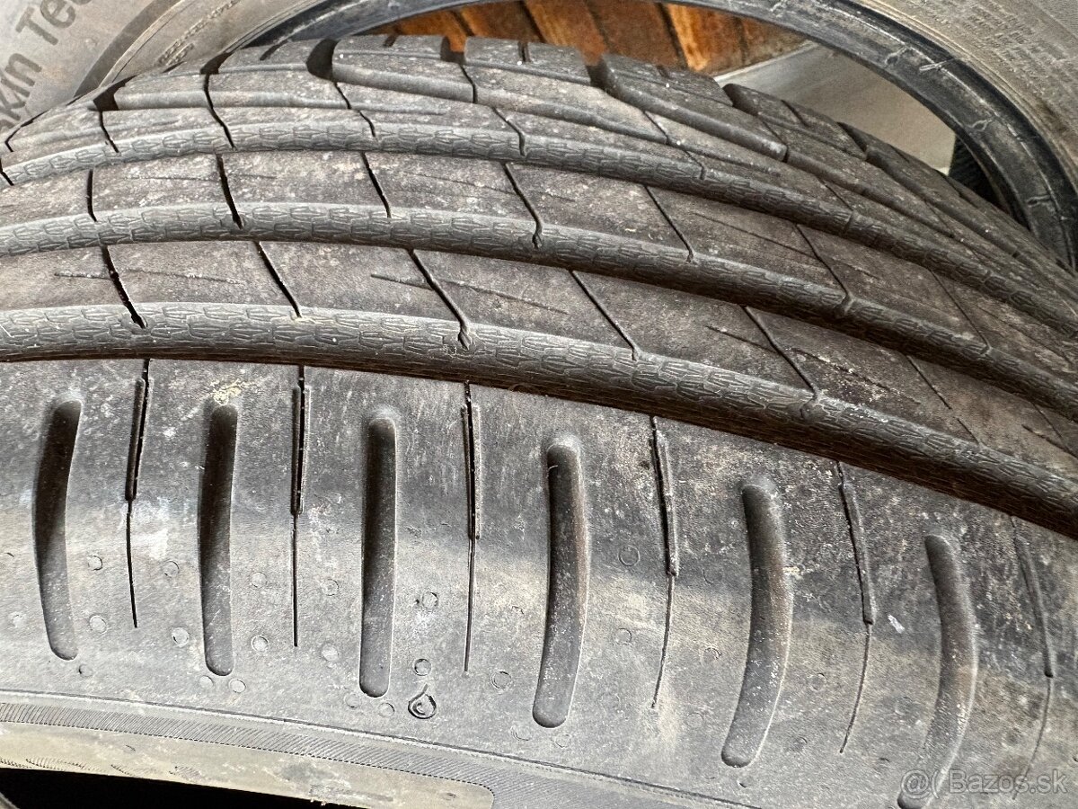 Letné pneumatiky 215/60 r16 - 10