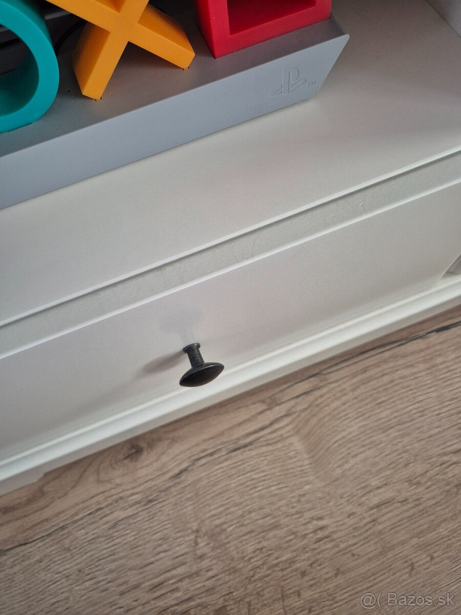 TV stolík Liatorp - 10