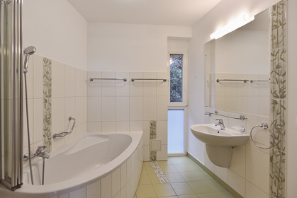 Koliba - 6 izbový krásny rodinný dom na Kolibe - 10