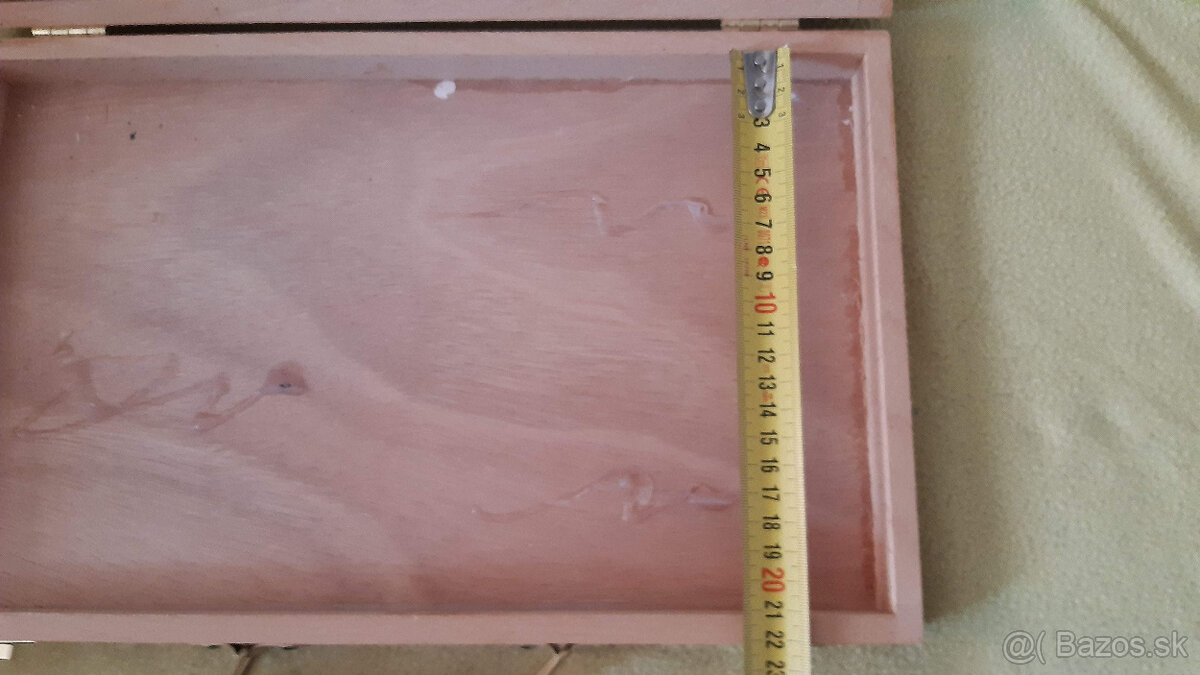 Predám drevený kufrík na maĺovacie potreby. - 10