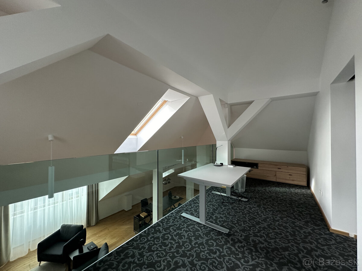 Exkluzívny 4-izbový byt na prenájom - 10