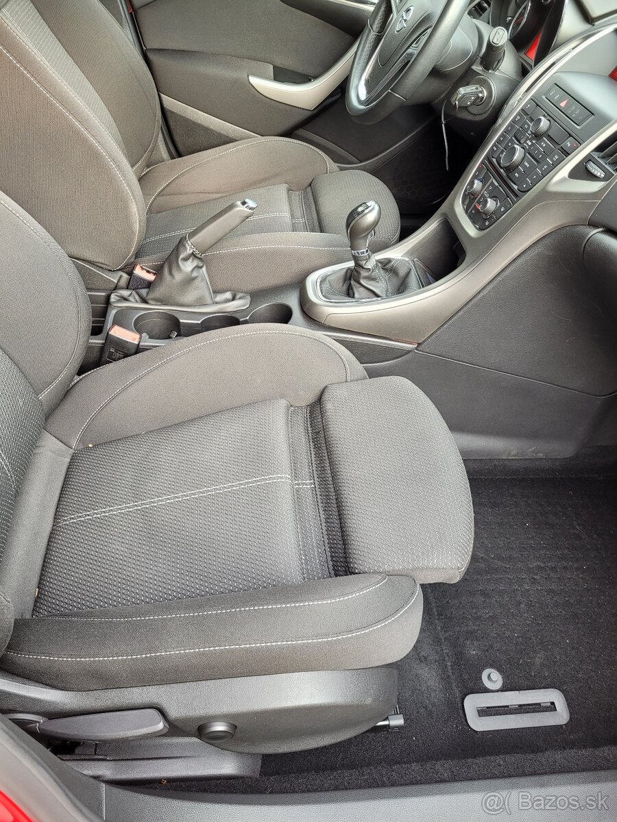 OPEL ASTRA 1,7 CDTI - 10