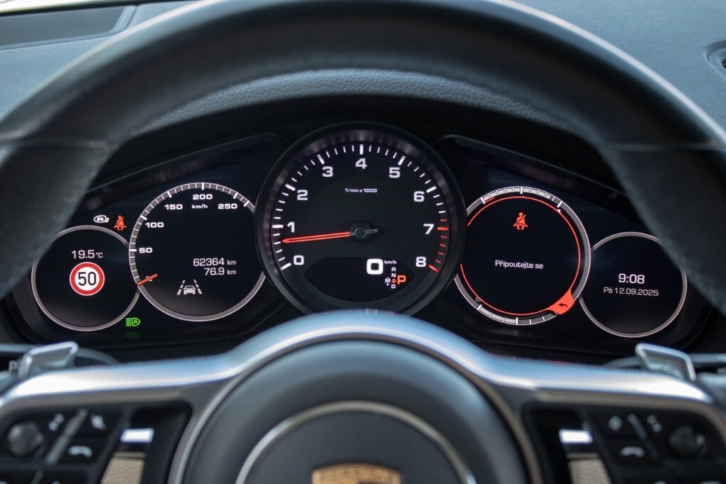 Porsche Cayenne 4x4 AT/8 - 10