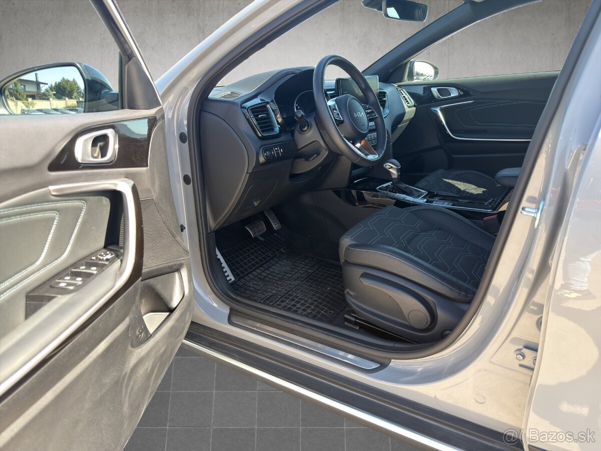 Kia XCeed 1.6 T-GDi Sport A/T - 10
