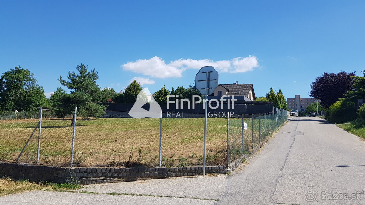 Predám stavebný pozemok pre RD Nitra - Šúdol. - 10