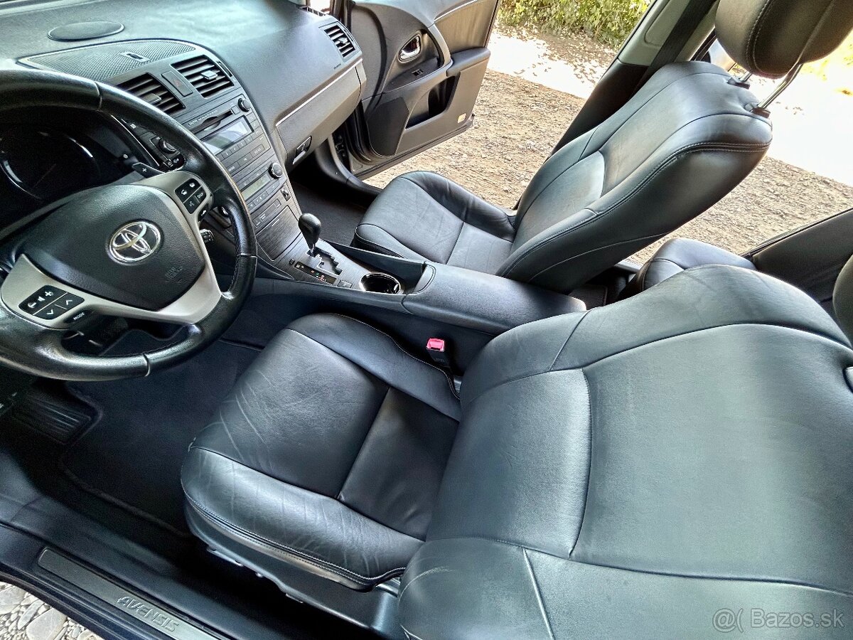 Toyota Avensis Combi 2.2 D-Cat 110kw - 10