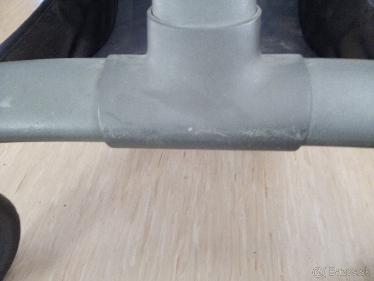 Športový kočík Inglesina QUAD + vajíčko so základňou - 10