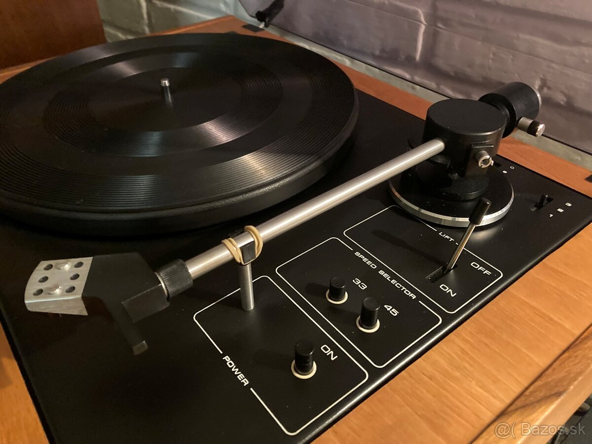 Predám gramofón Tesla NC420 NC 420 - 10