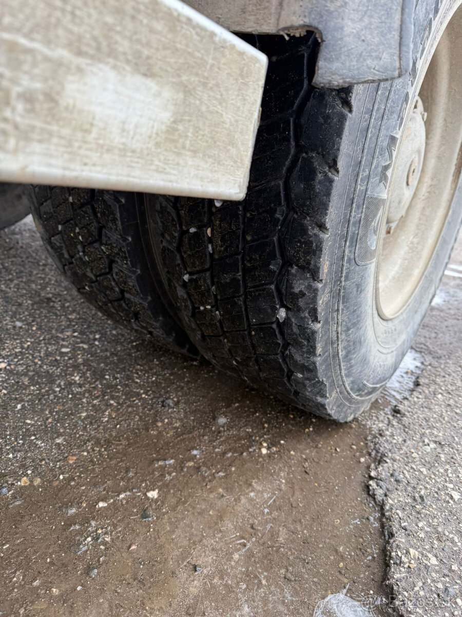 Mercedes 1924 Hákový nosič kontajnerov - 10