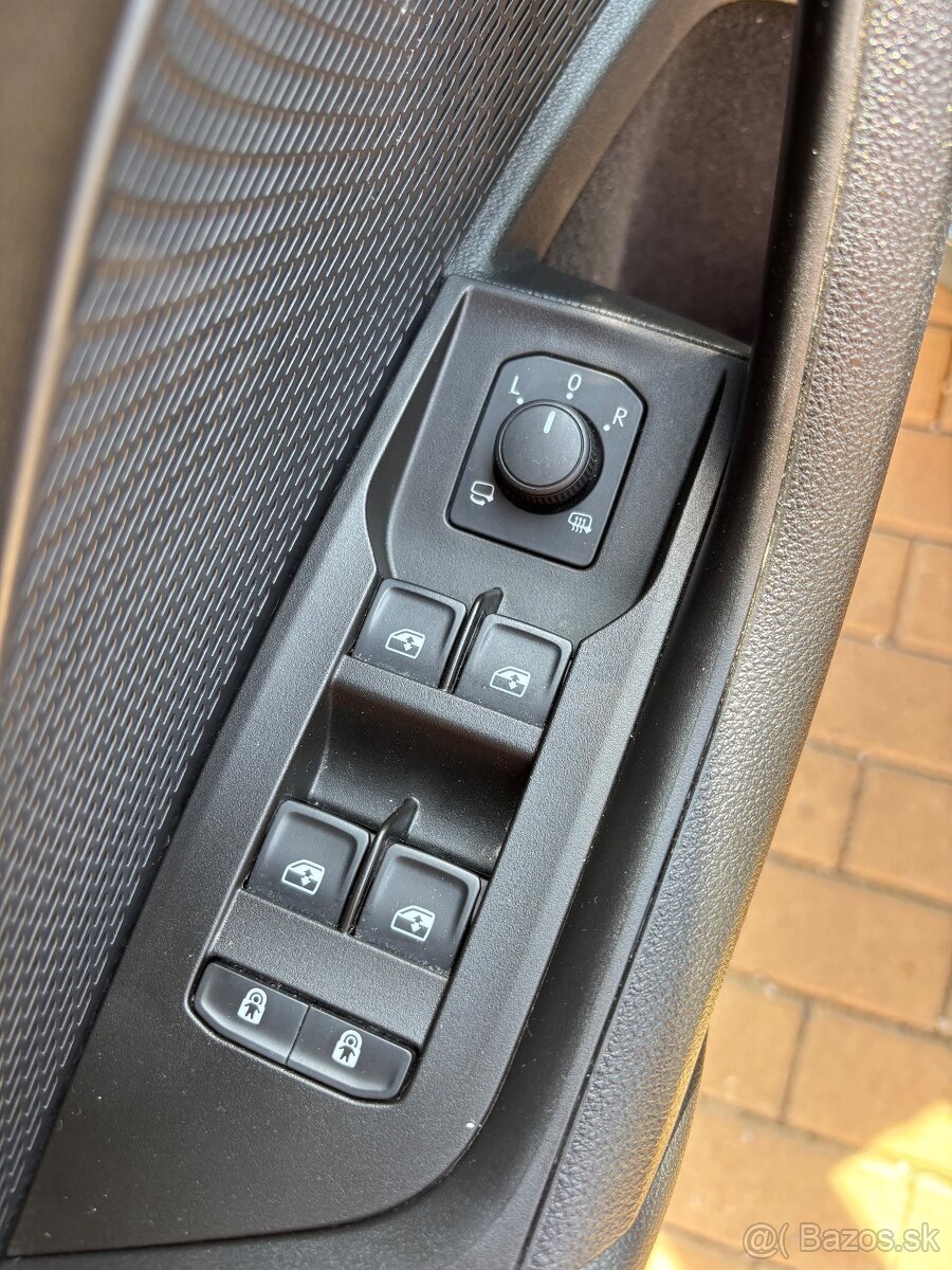 Škoda Octavia Combi 2.0 TDI SCR Style DSG - 10