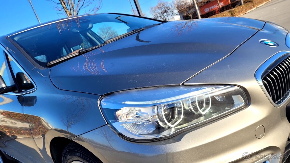 BMW 218d Active Tourer Luxury line - 10