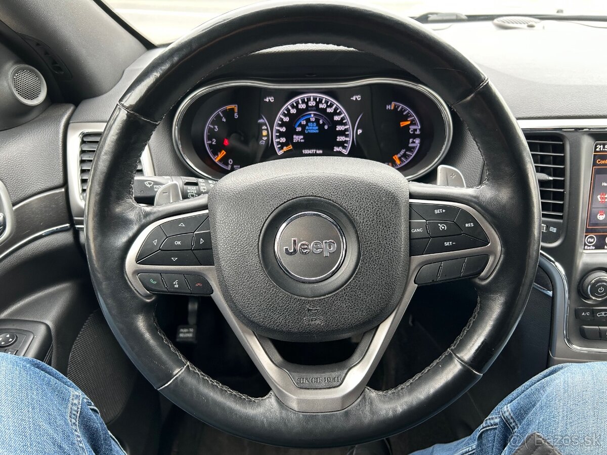 Jeep Grand Cherokee 3.0L V6 TD Laredo A/T - 10