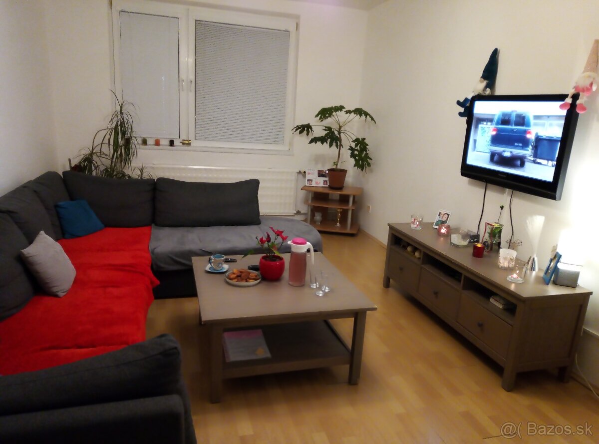 Prenájom bytu Vráble - 10