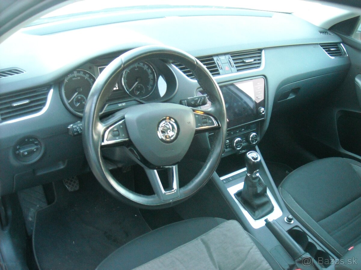 Skoda Octavia3 1,6TDI-88000km-odpocet DPH - 10