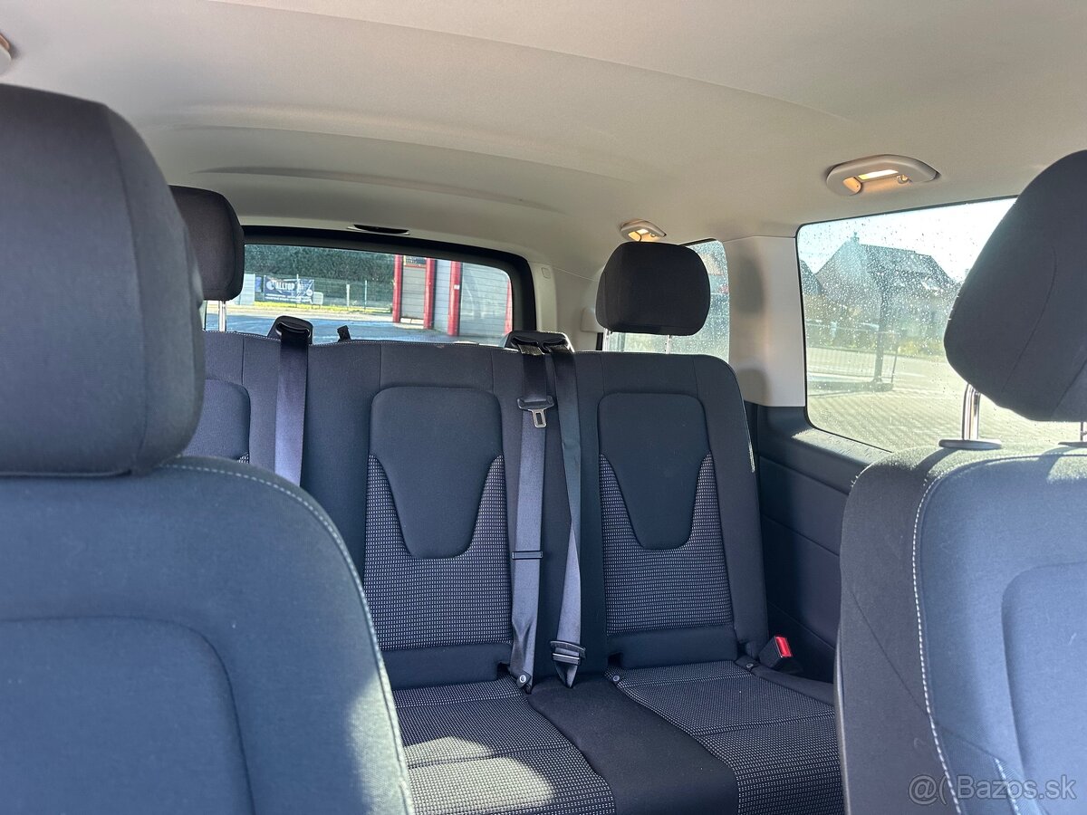 Mercedes Benz V - 10