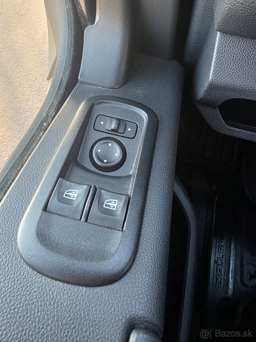 Renault Master - 10