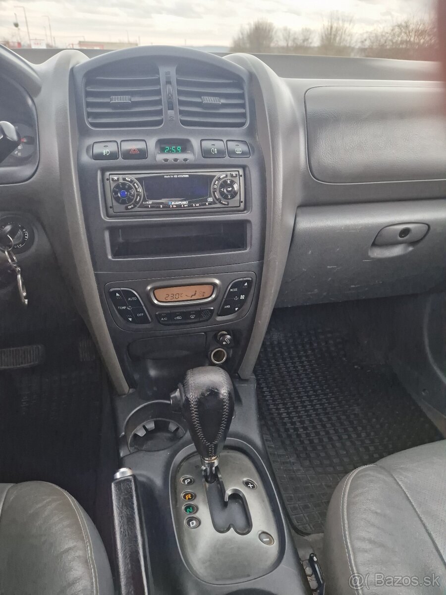 Predám Hyundai Santa fe - 10