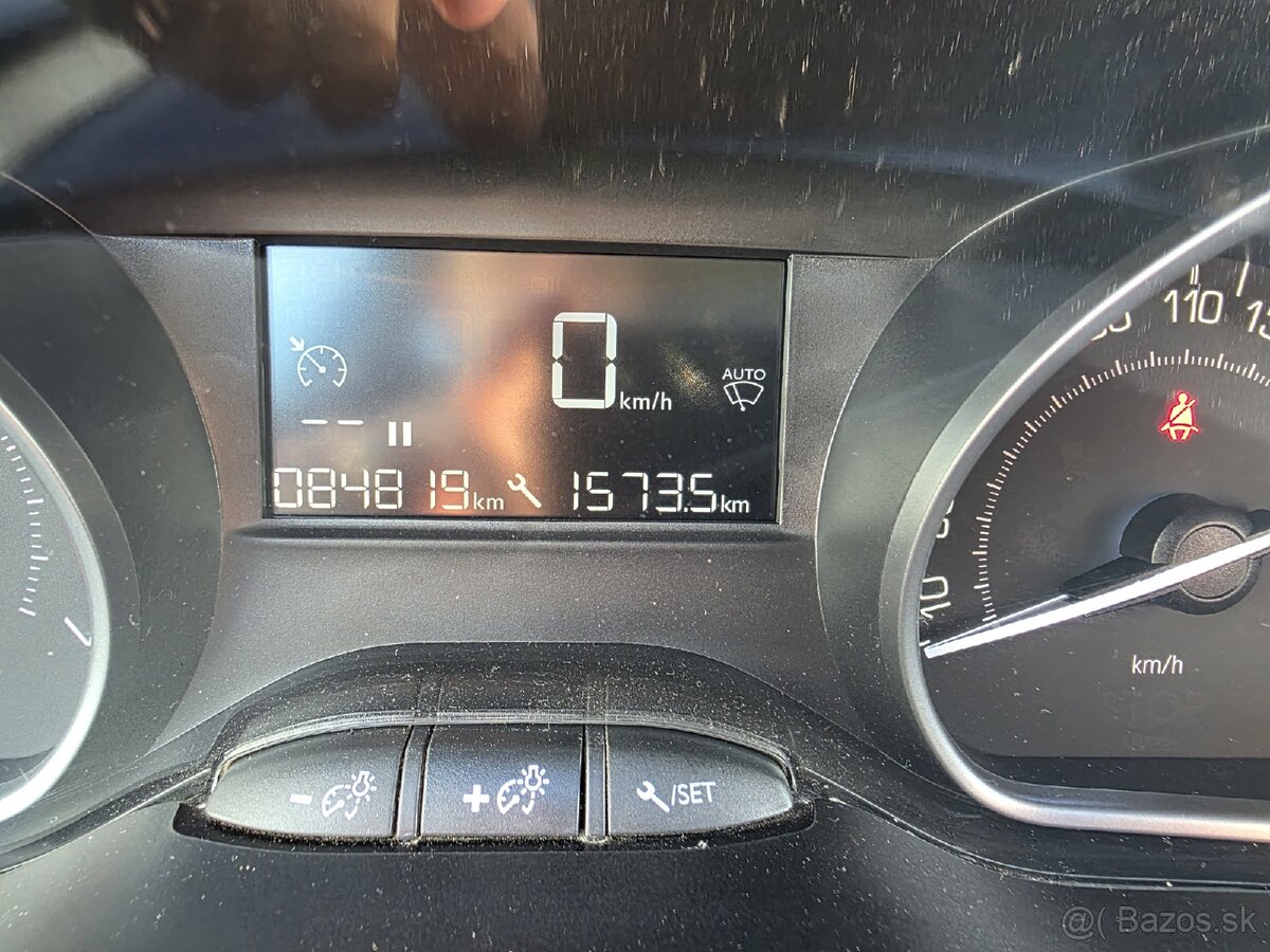 Peugeot 208 1.2 PureTech Active - 10