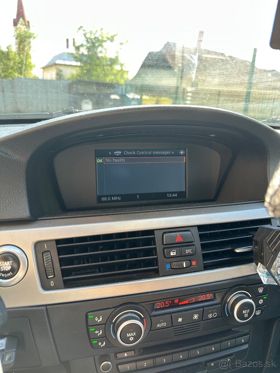 BMW 318d Touring (E91) - 10