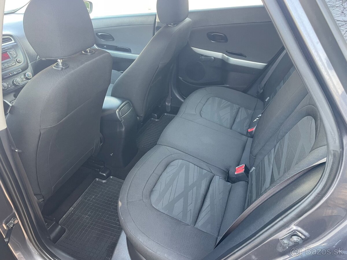 Kia Ceed 1.4 Crdi, combi, diesel, 2014 - 10