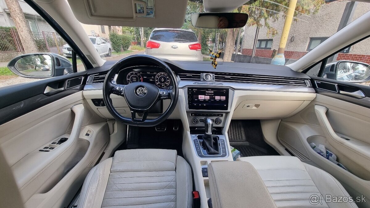 Volkswagen Passat Variant Alltrack 2.0 BiTDI SCR BMT 4MOTION - 10