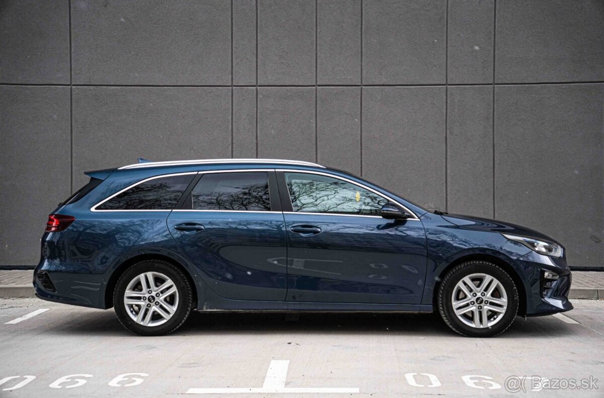 Kia Ceed 1.6 CRDi mHEV Gold A/T - 10