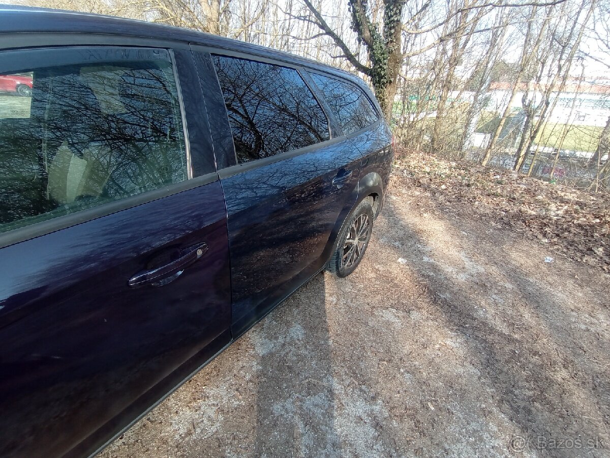 Predám Ford Mondeo combi MK4 - 10
