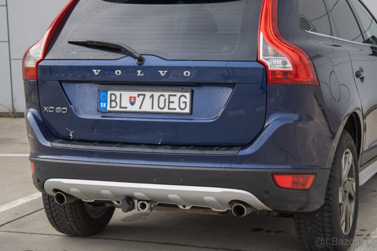 Volvo XC60 D5 AWD Momentum 4X4 - 10