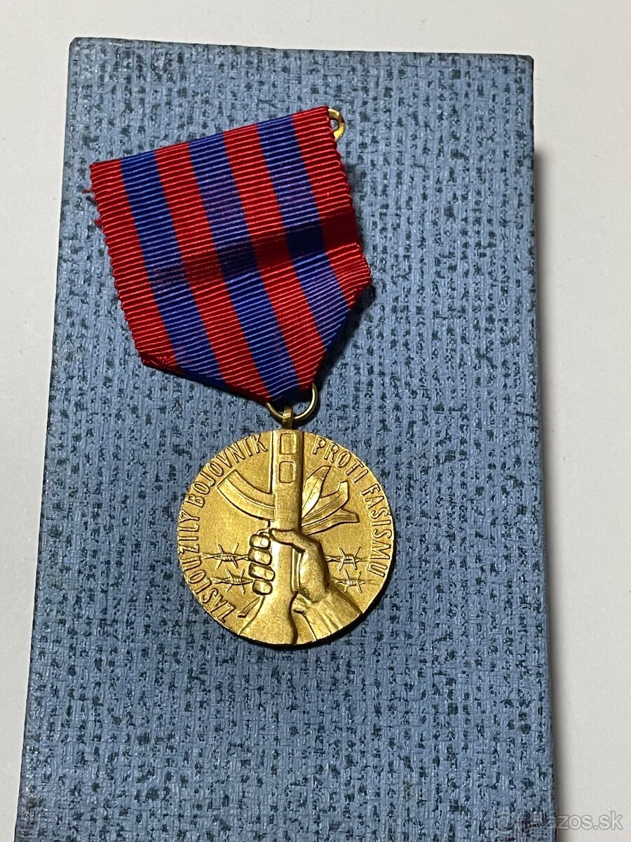 Plakety/medaile (10) - 10