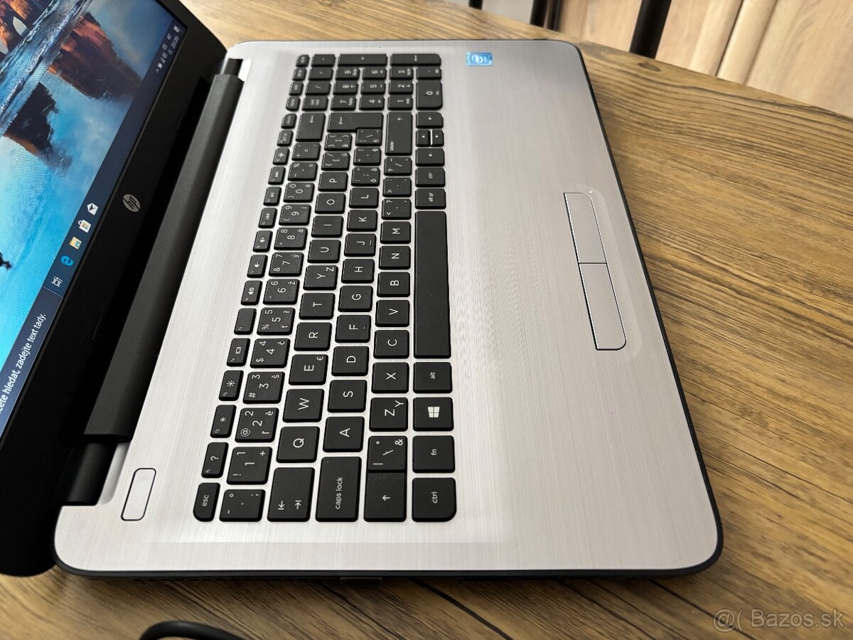 HP/Notebook/4GB RAM DDR4/500GB SSHD/Intel HD 2GB Grafika - 10