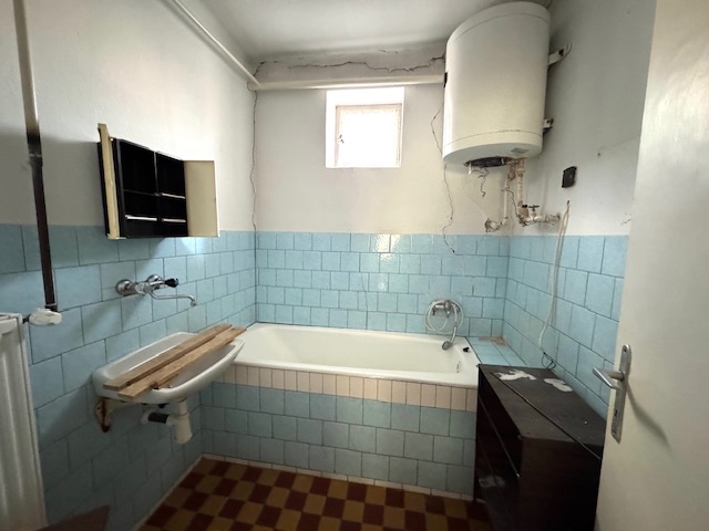 Na predaj rodinný dom Dvory nad Žitavou - 10