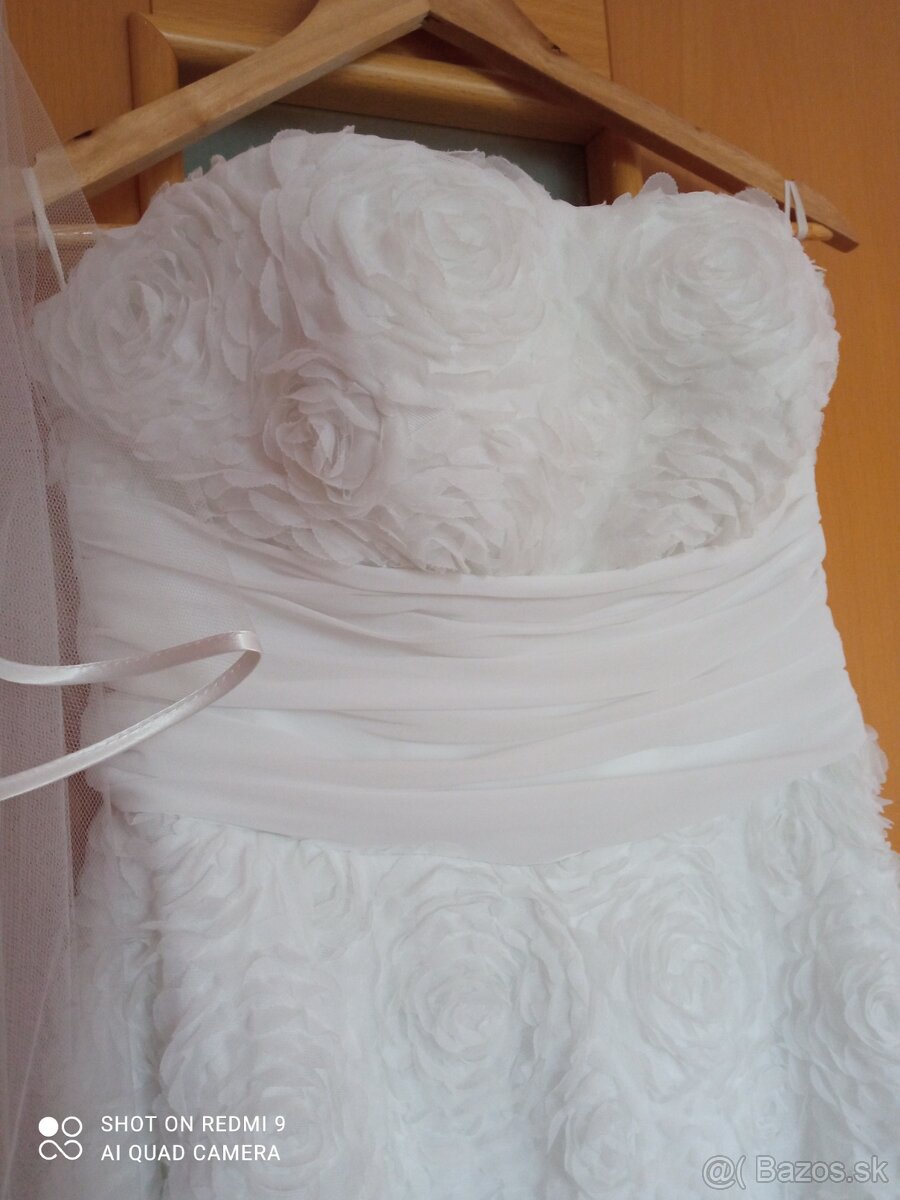 Svadobné šaty aj so závojom - 10