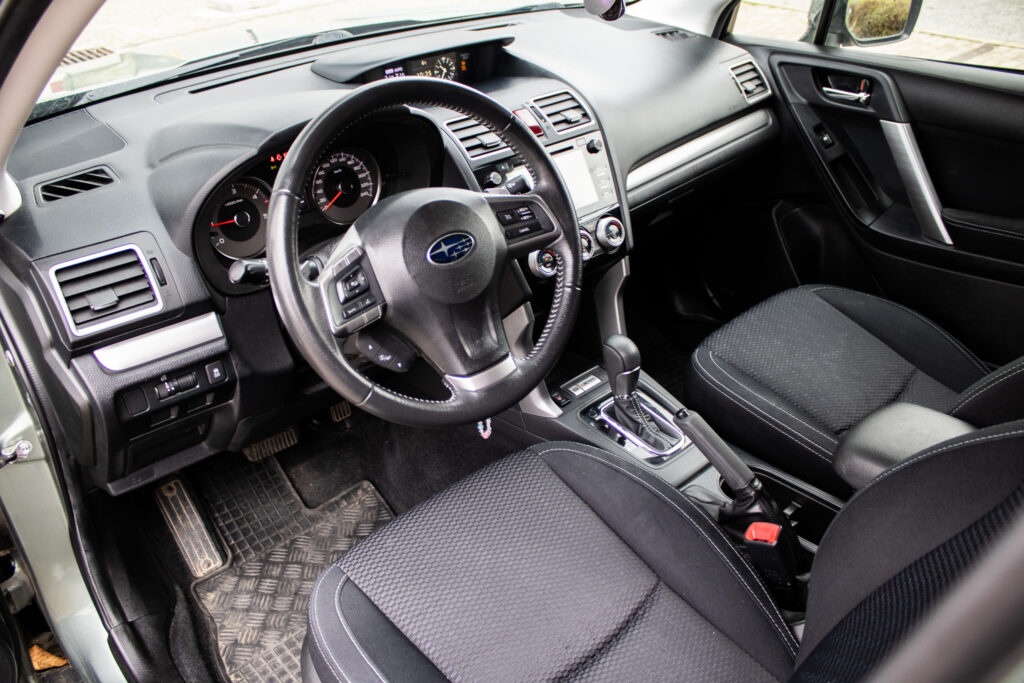 Subaru Forester 2.0D, 108kW (2015) - 10
