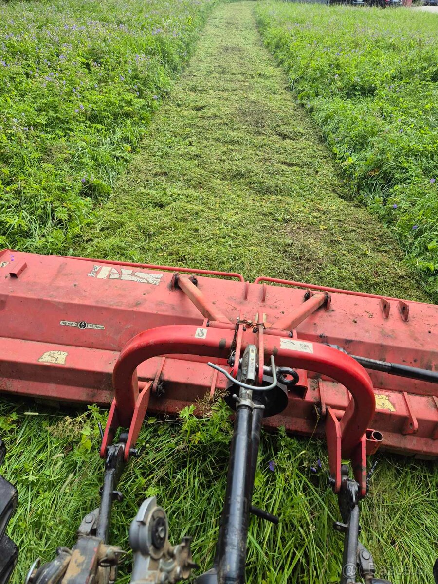 kosenie trávy,strihanie stromčekov- detail Grasscare - 10