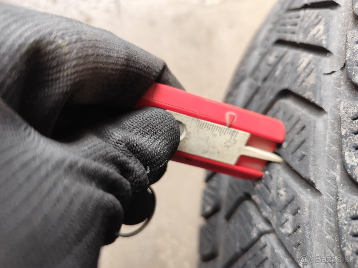 Mercedes glc sada 235 60 R19 - 10