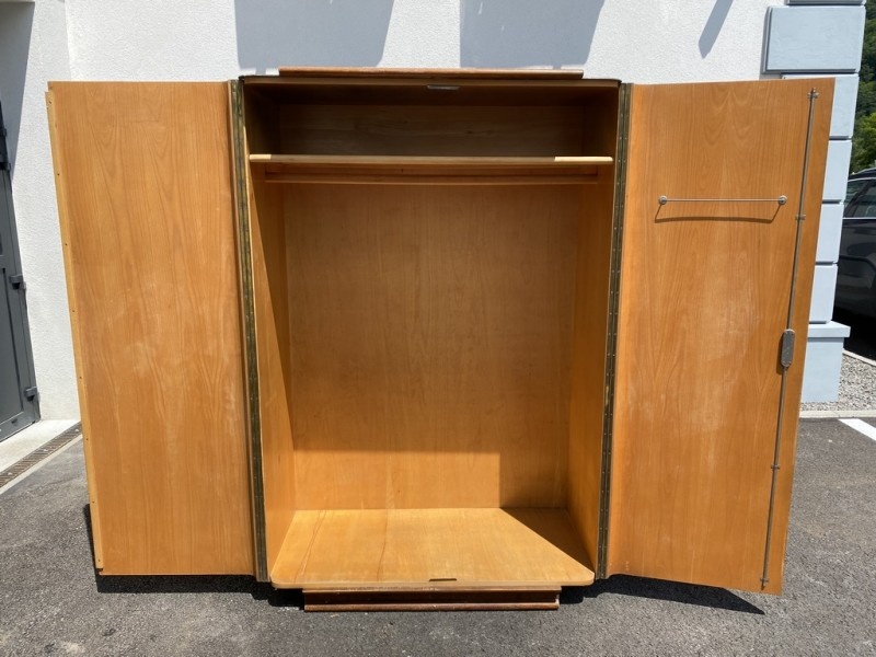 Elegantné šatníkové skrine - 10