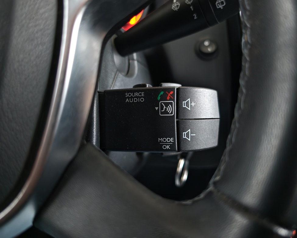 Dacia Duster 1.5 dCi 80KW Comfort 4x4 - 10