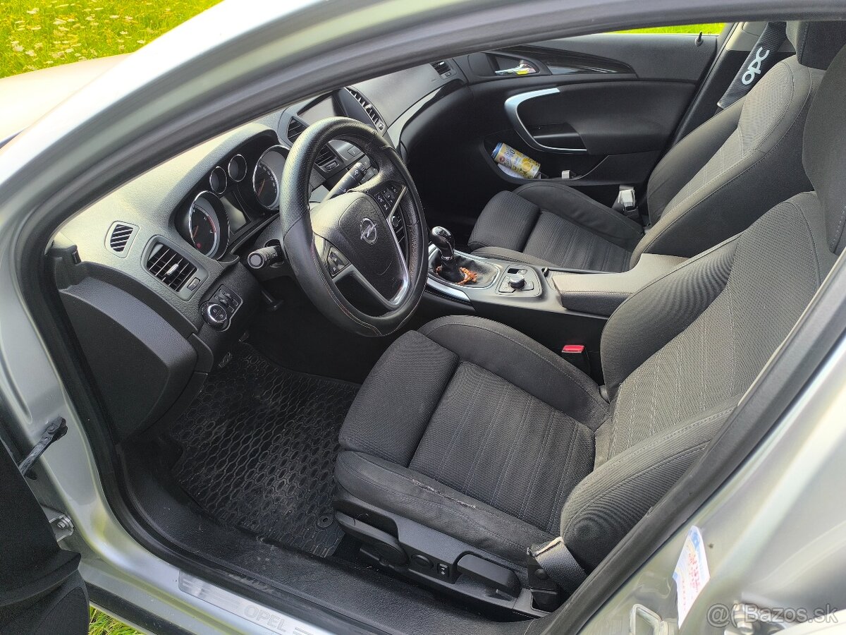 Opel Insignia 2.0 CDTI 160k Sport OPC - 10