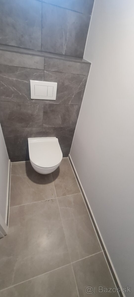 REKONŠTRUKCIA -5 IZB. RODINNÝ DOM, ŽILINA-DVOJGARÁŽ, 402m2 - 10