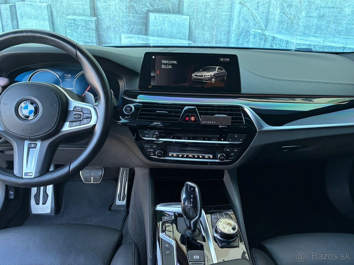 BMW Řada 5 M550i,xDrive,Full LED,Webasto - 10