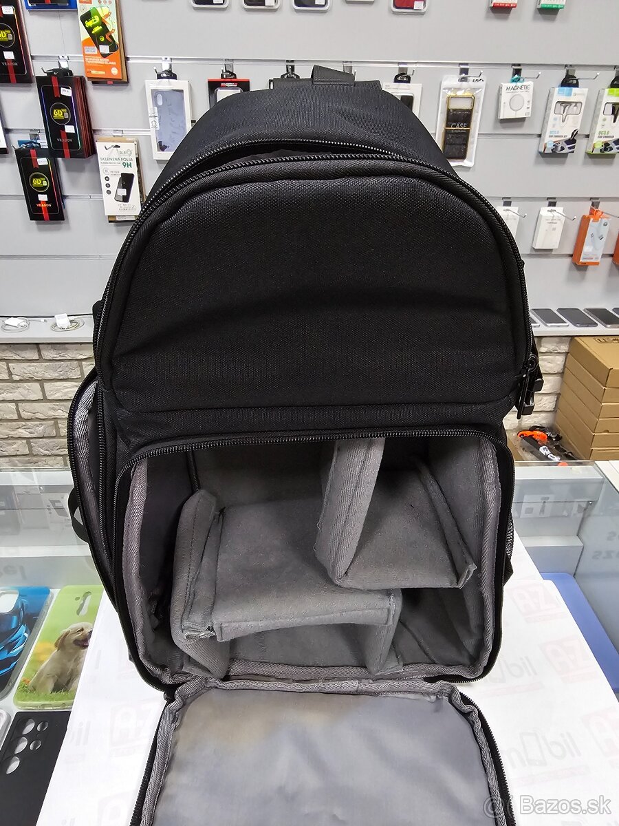 Canon EOS 2000D - 10