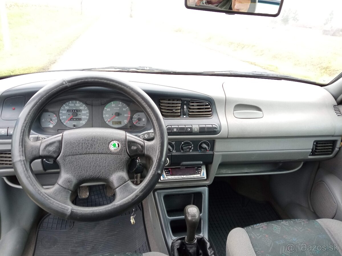 Škoda Felicia LXI 1,3 L,50 KW, r.2000,export, so servom - 10